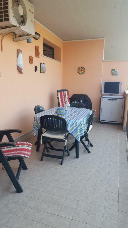 Casina Carina Carina Apartment Nettuno Exterior photo