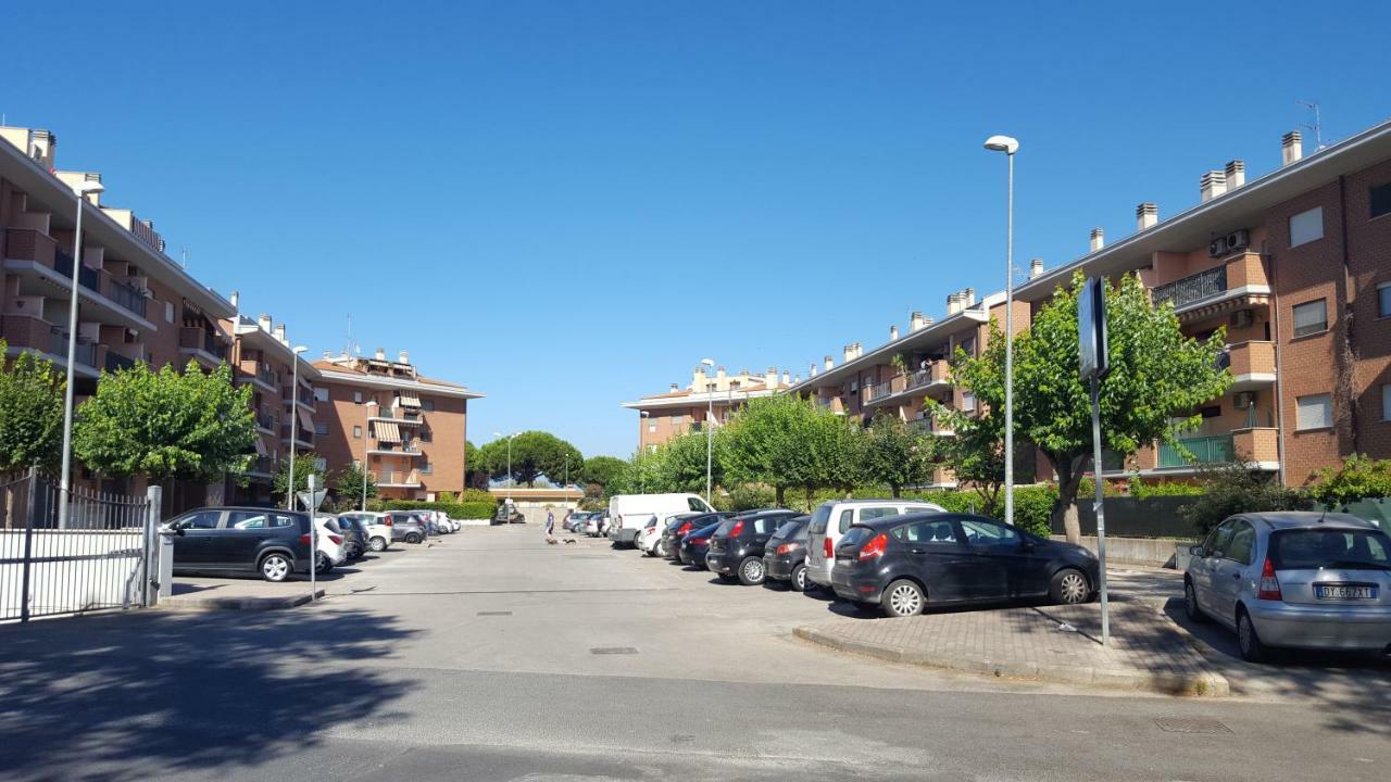 Casina Carina Carina Apartment Nettuno Exterior photo